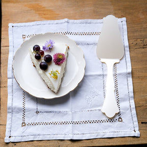 Sabre Honorine Tart Slicer