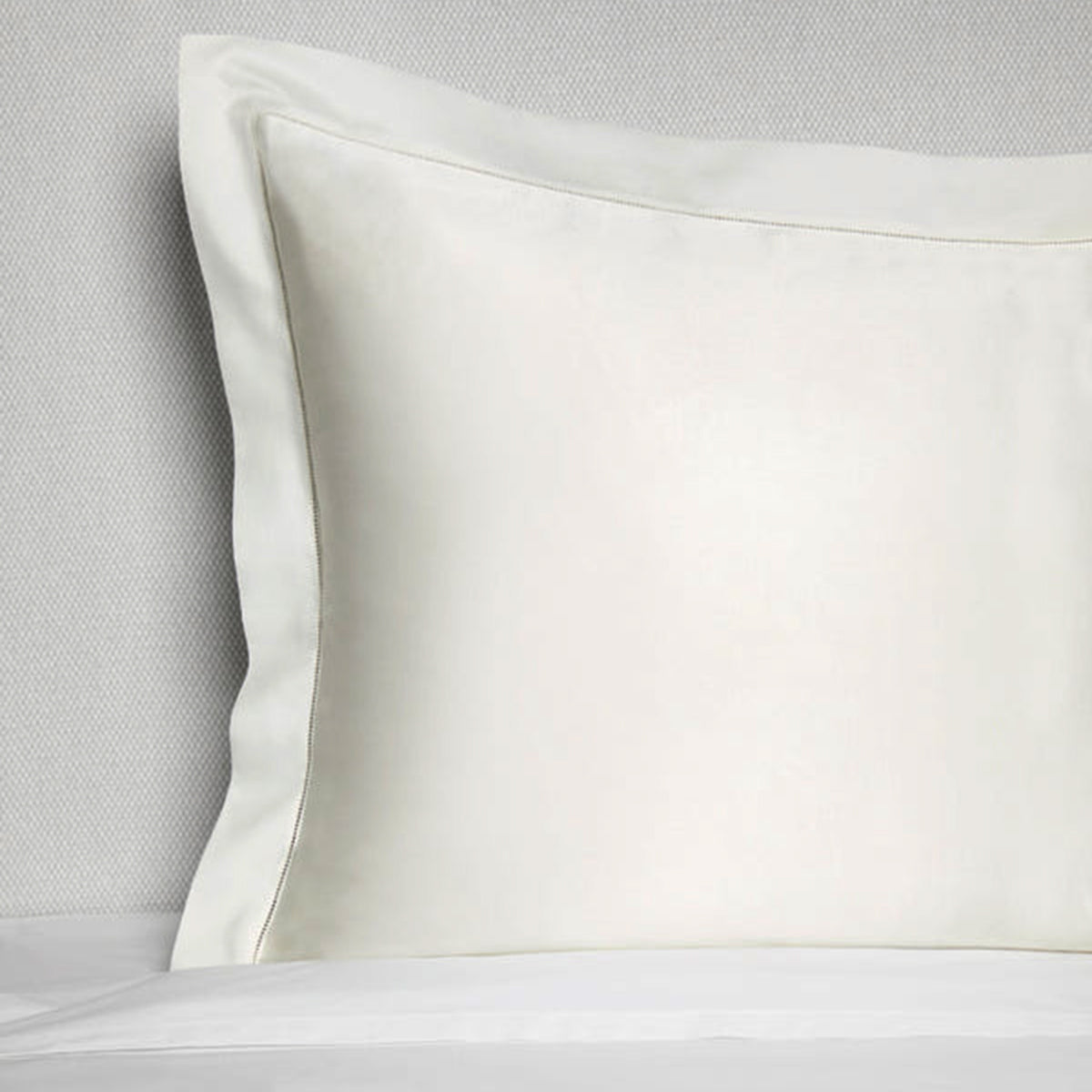 Sferra Giza 45 Seta Sham Candlelight