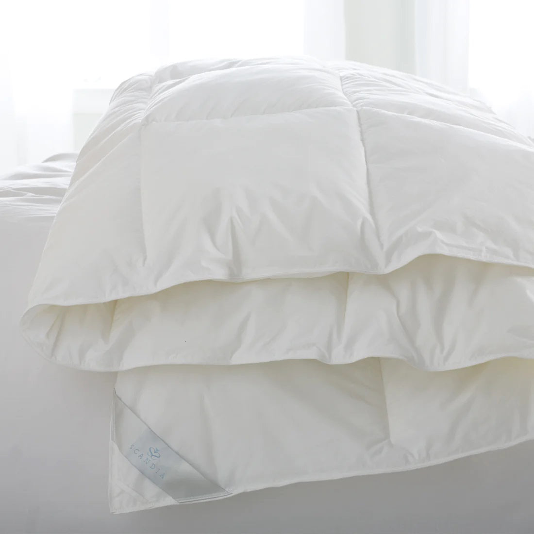 An image of Scandia Home Bergen Down-Free Comforter