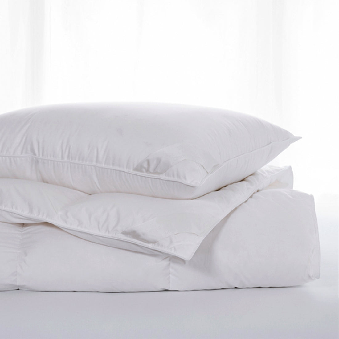 An image of Scandia Home Chamonix Comforter