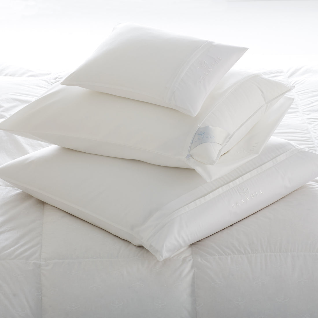 An image of Scandia Home Sateen Deluxe Pillow Protector