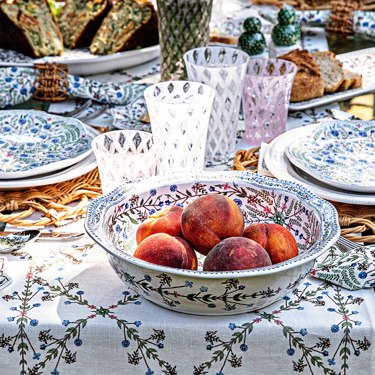 An image of Juliska Villa Seville 12" Serving Bowl - Chambray