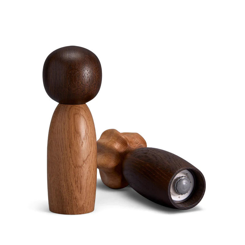 GHSP1200_LObjet_PICANTO_SALT__PEPPER_MILLS_SET_of_2_Smoked_OakNatural_Oak_2.jpeg
