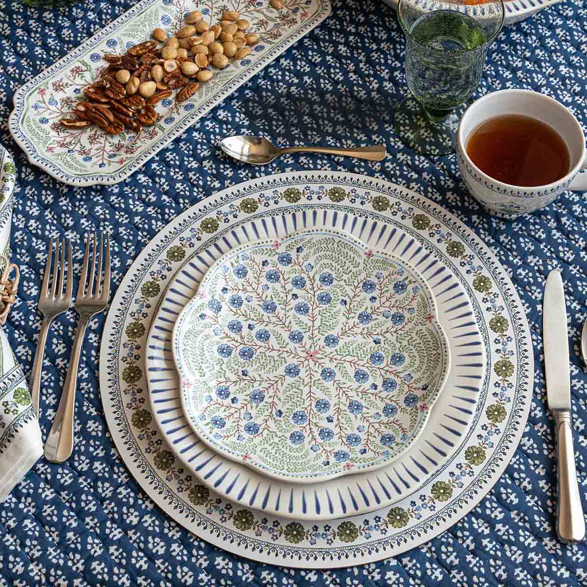 An image of Juliska Villa Seville Breakfast Cup - Chambray
