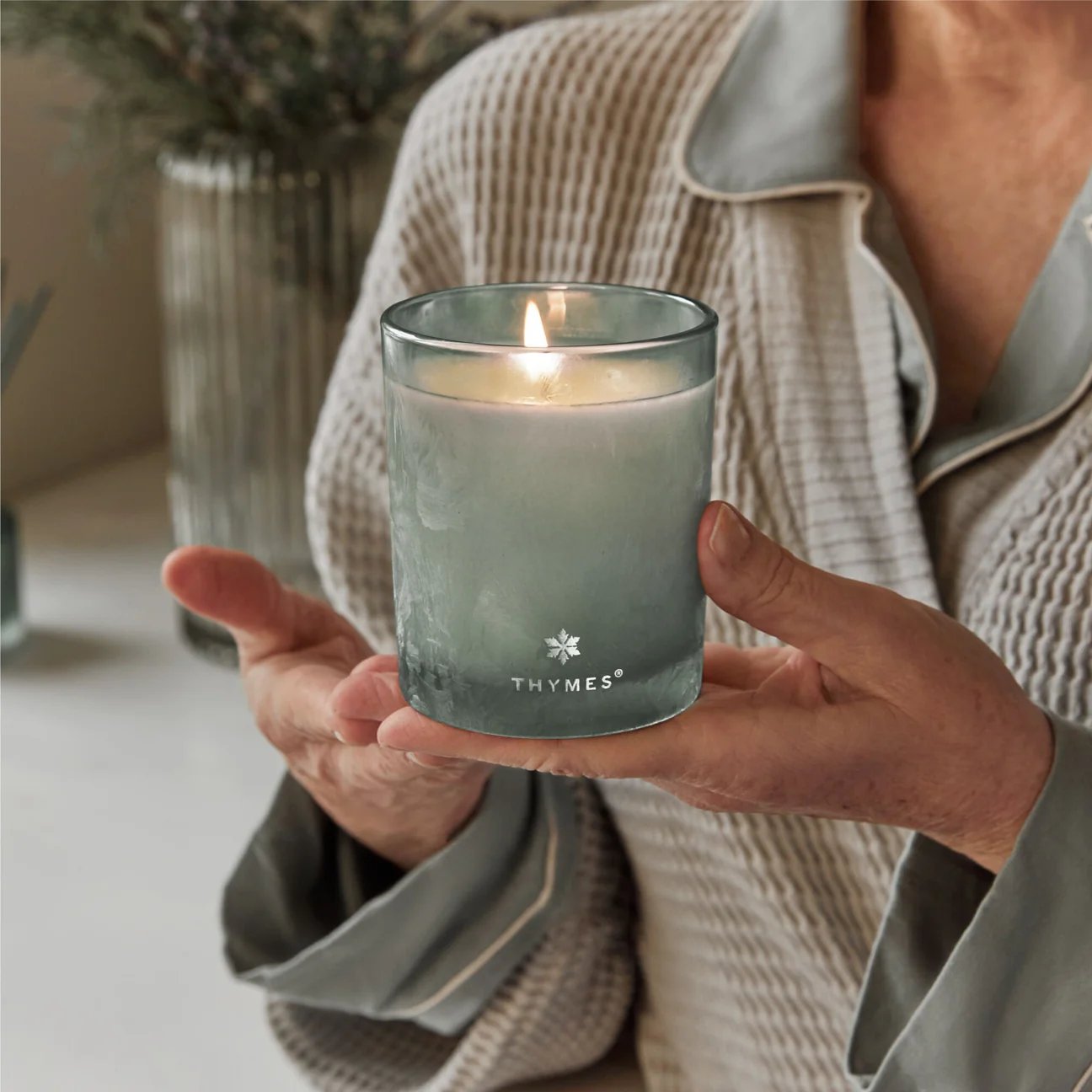 An image of Thymes Highland Frost Aromatic Candle 6.5 oz