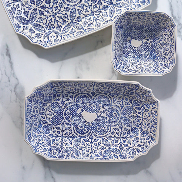 An image of Vietri Uccello Blu Oval Bowl