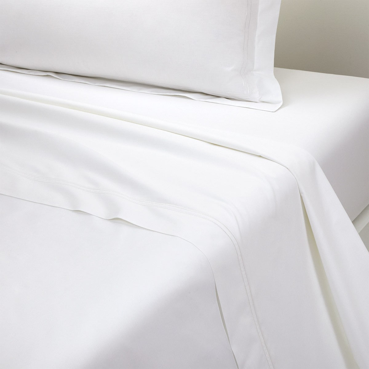 An image of Yves Delorme Duo Flat Sheet