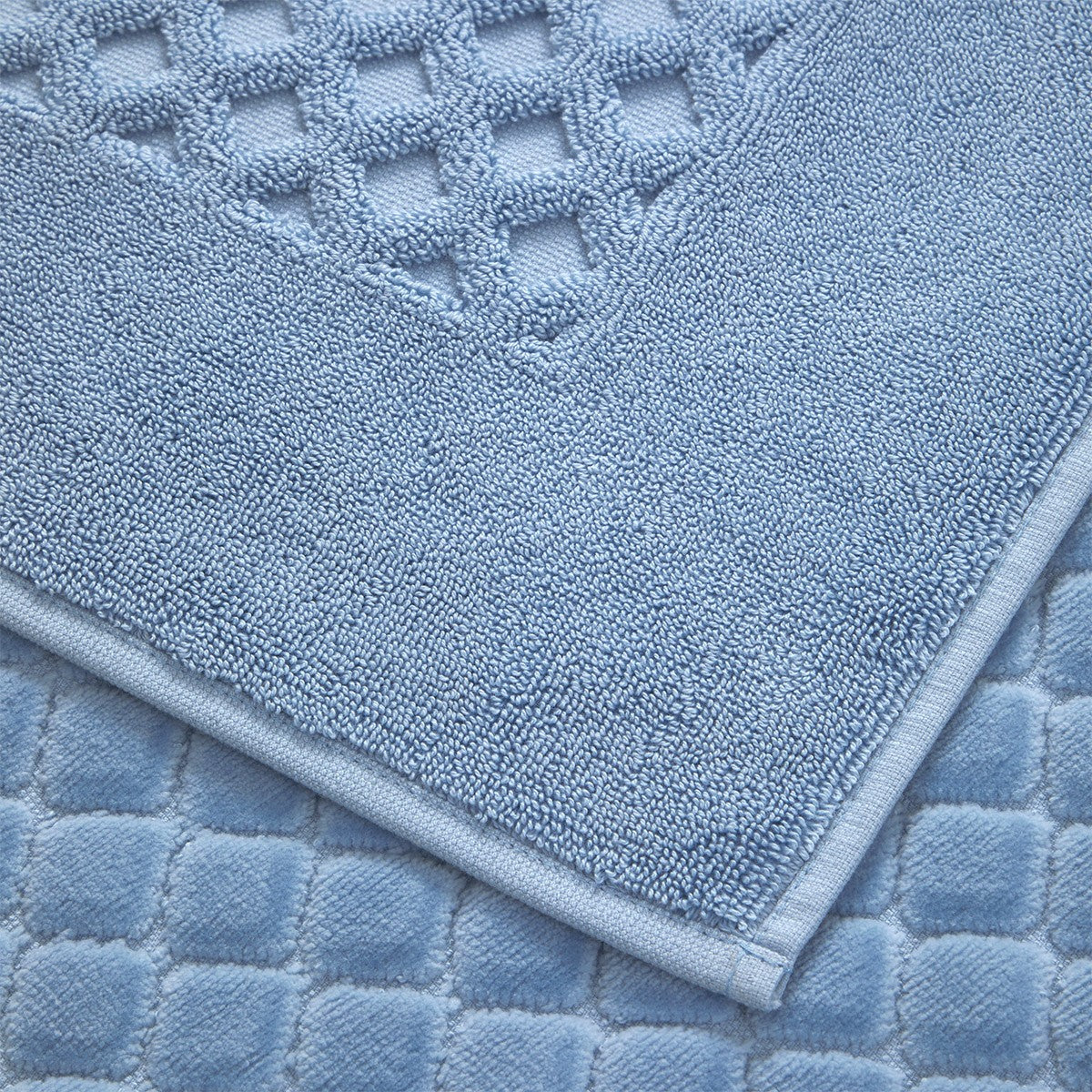 An image of Yves Delorme Etoile Bath Mat