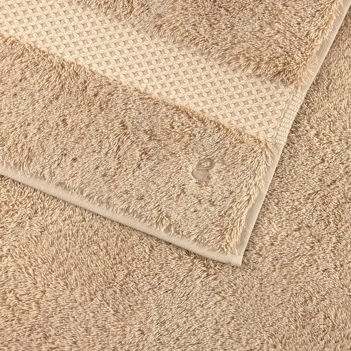 An image of Yves Delorme Etoile Hand Towel