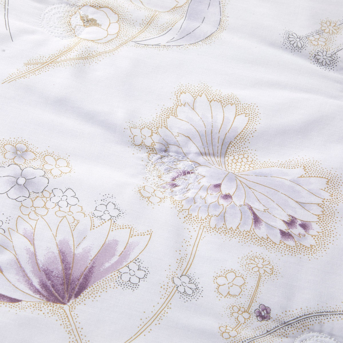 An image of Yves Delorme Givre Quilted Coverlet