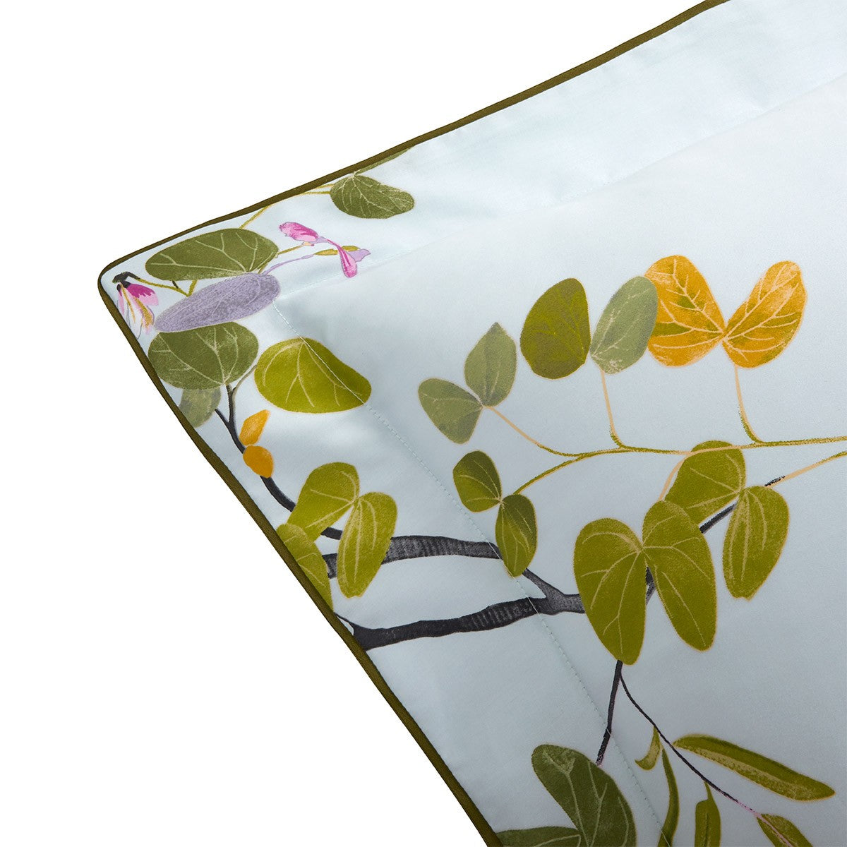 An image of Yves Delorme Luciole Sham