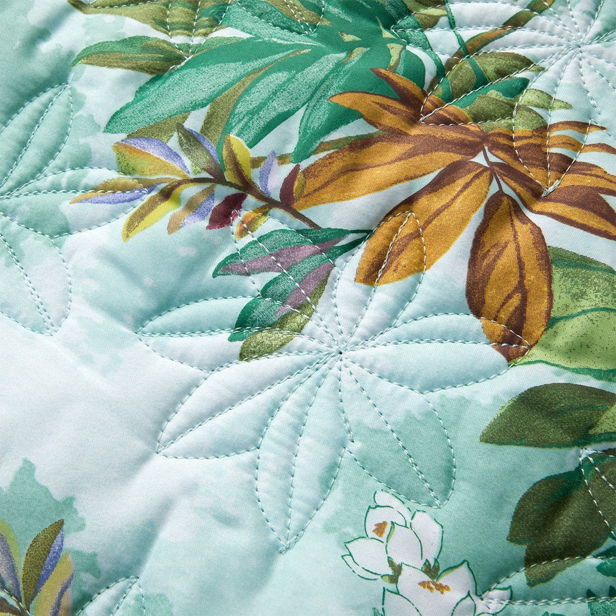 An image of Yves Delorme Panorama Quilted Coverlet