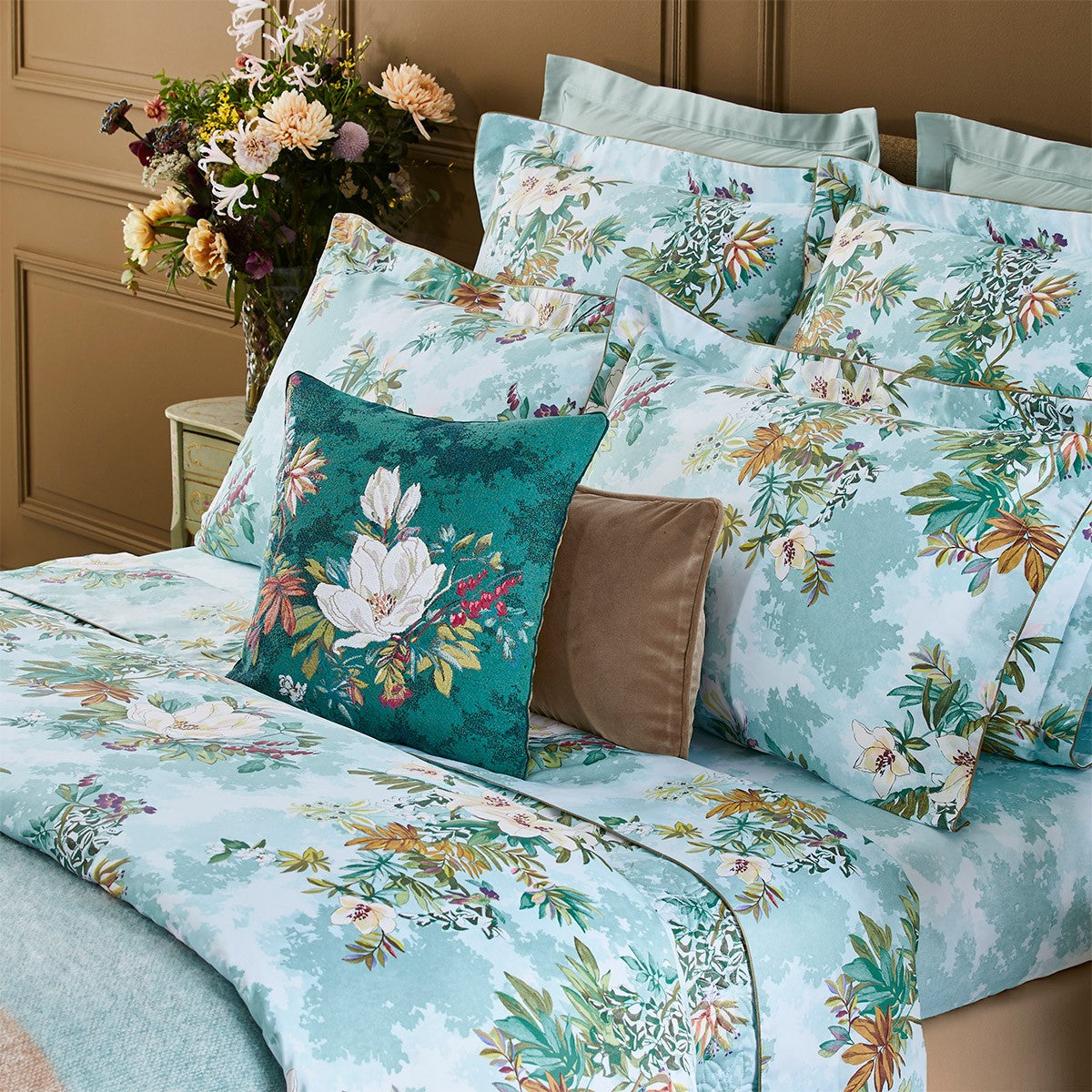 Yves Delorme Panorama Quilted Coverlet