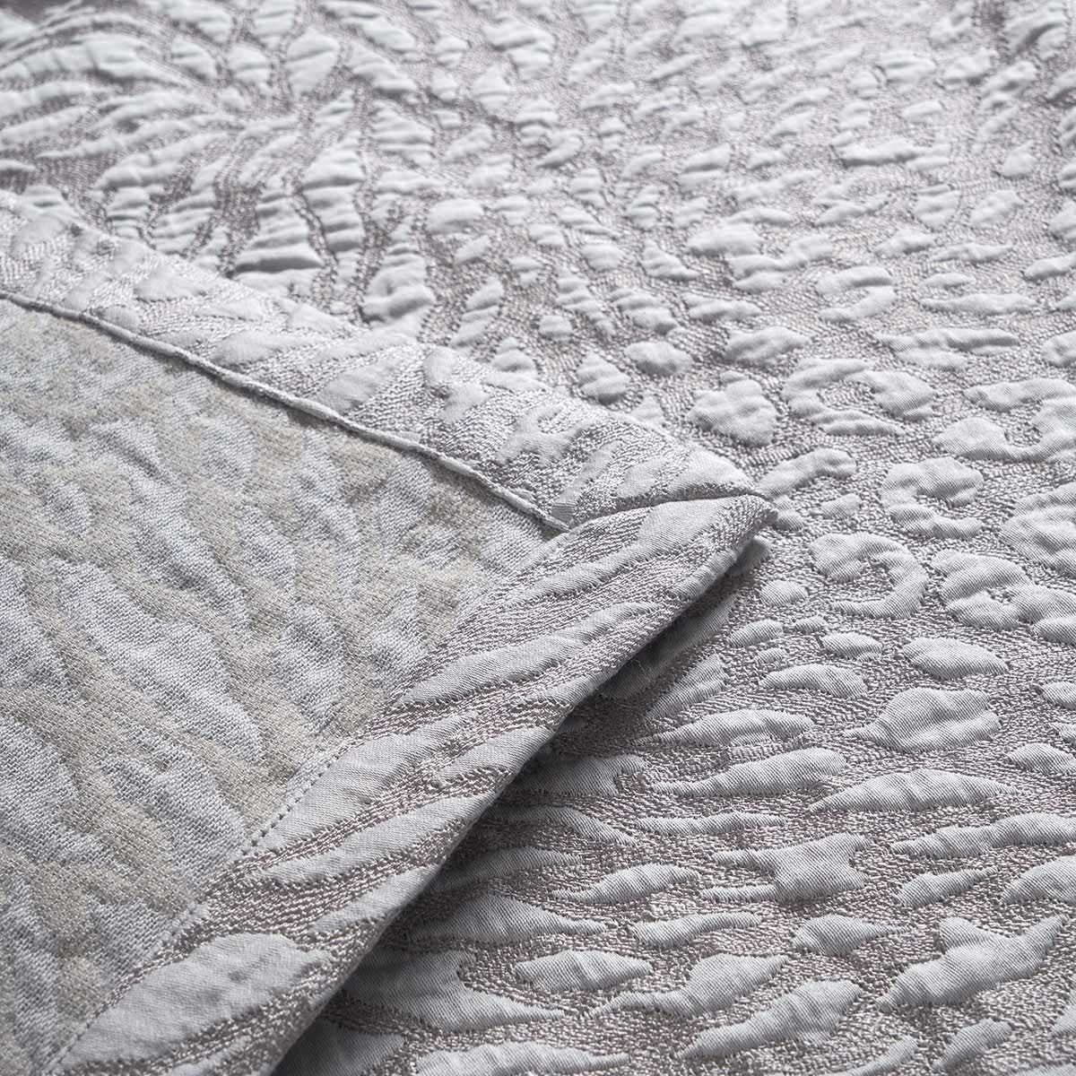 An image of Yves Delorme Souvenir Coverlet