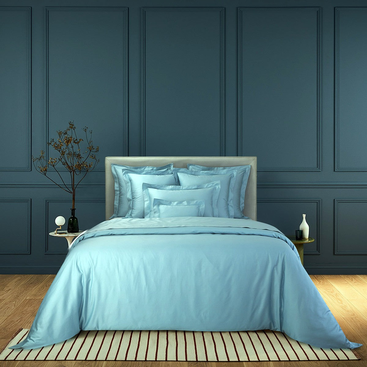 An image of Yves Delorme Triomphe Duvet Cover