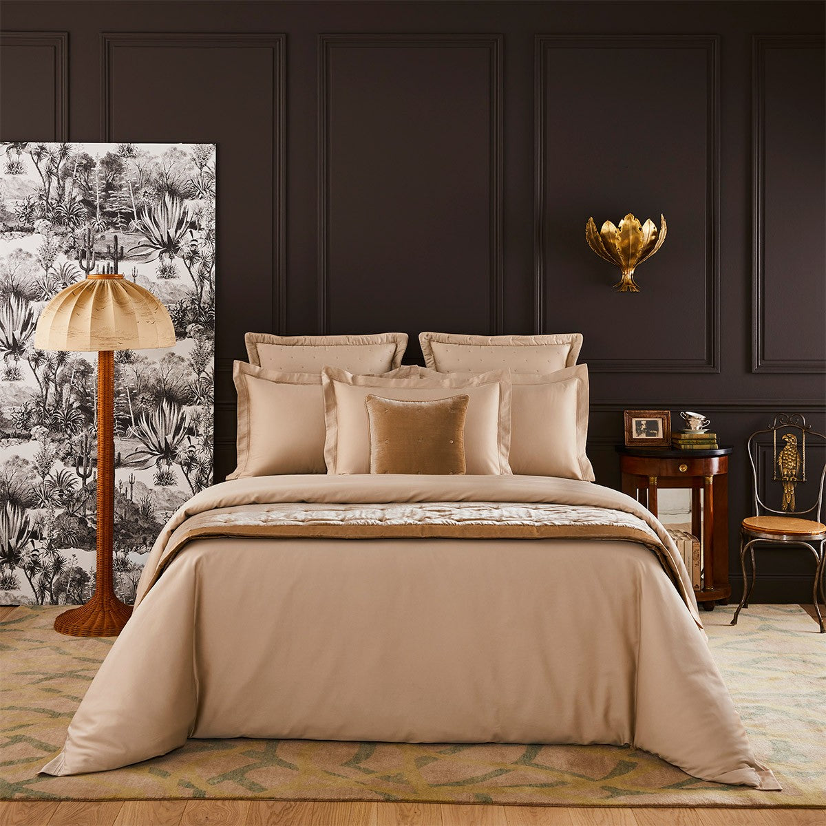 An image of Yves Delorme Triomphe Duvet Cover