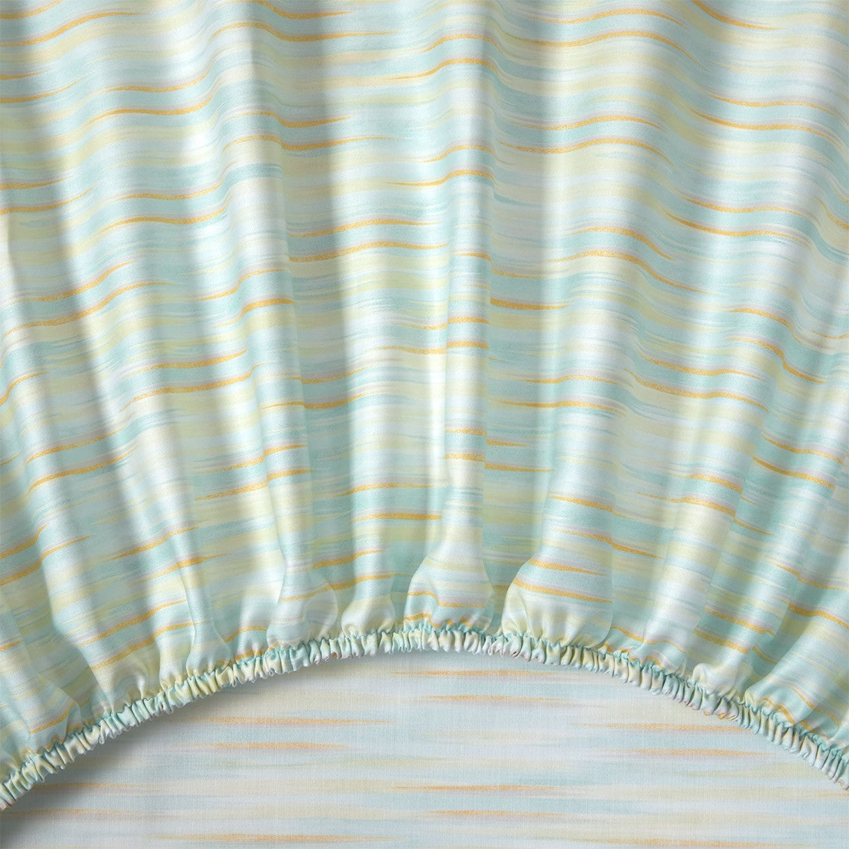 An image of Yves Delorme Tropical Fitted Sheet