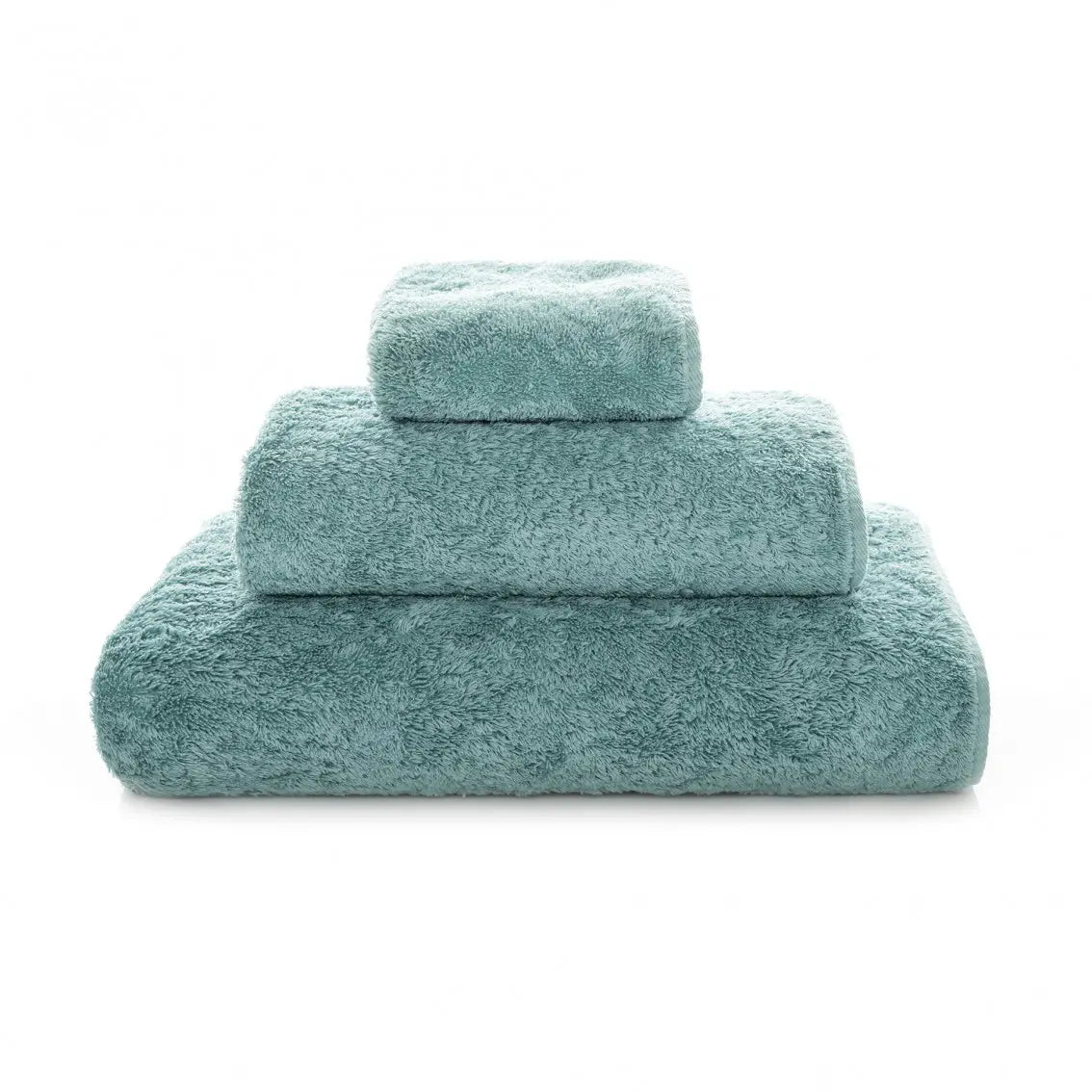 Graccioza Egoist Towels Baltic
