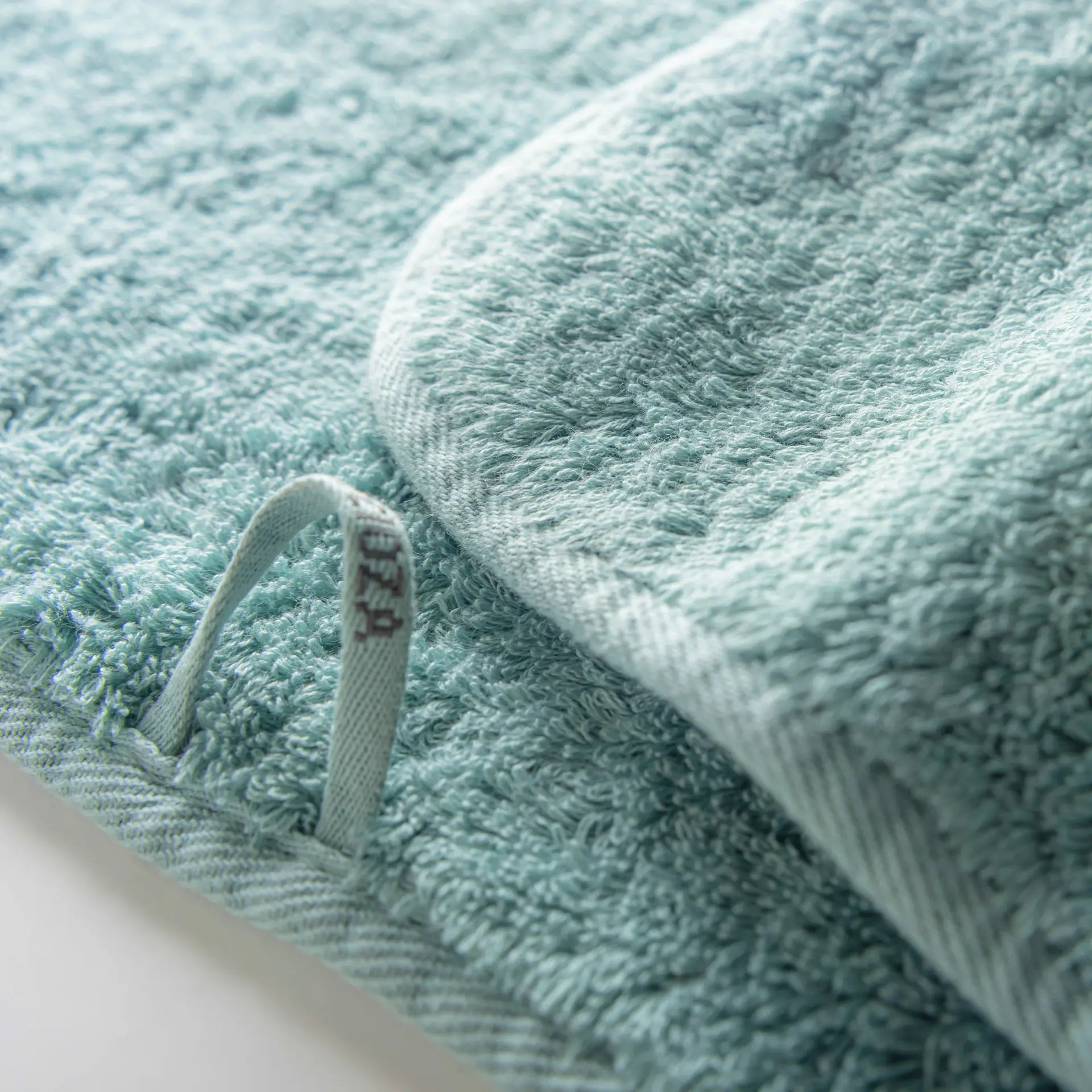 Graccioza Egoist Towels Baltic