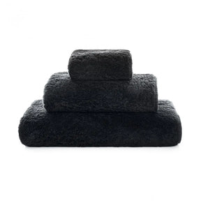 Graccioza Egoist Towels Black