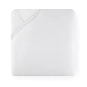 Sferra Fiona Fitted Sheet in White