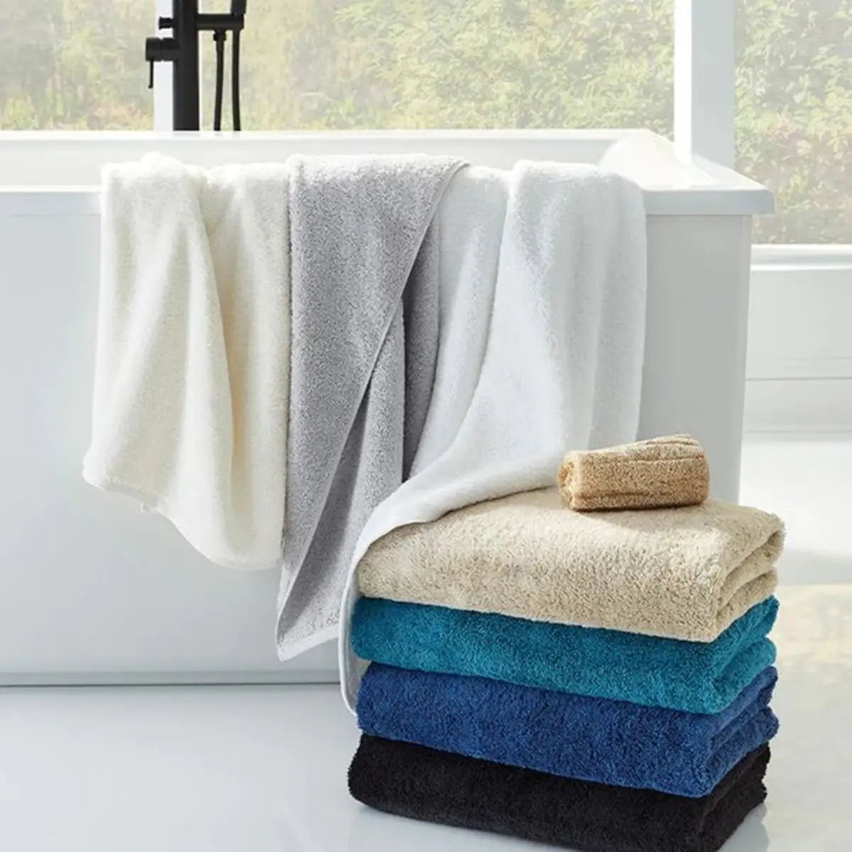 An image of Sferra Sarma Bath Towel