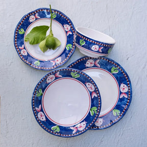 Vietri Campagna Melamine Pesce Bowl and Plates with leaves