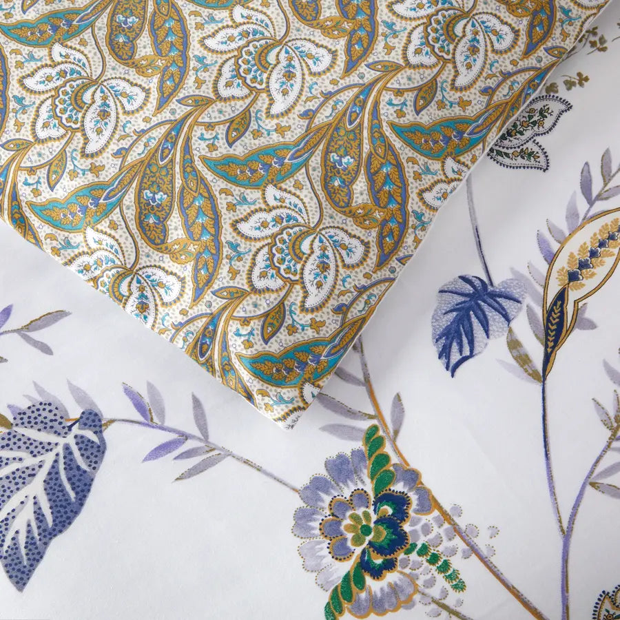 Close up of Yves Delorme Grimani Duvet Cover fabric