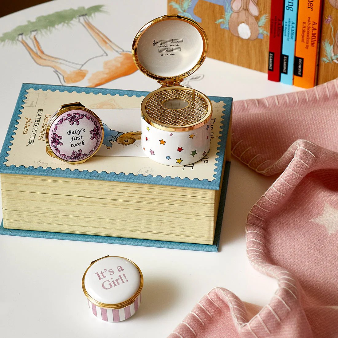 Halcyon Days It's a Girl Enamel Box Pink/White